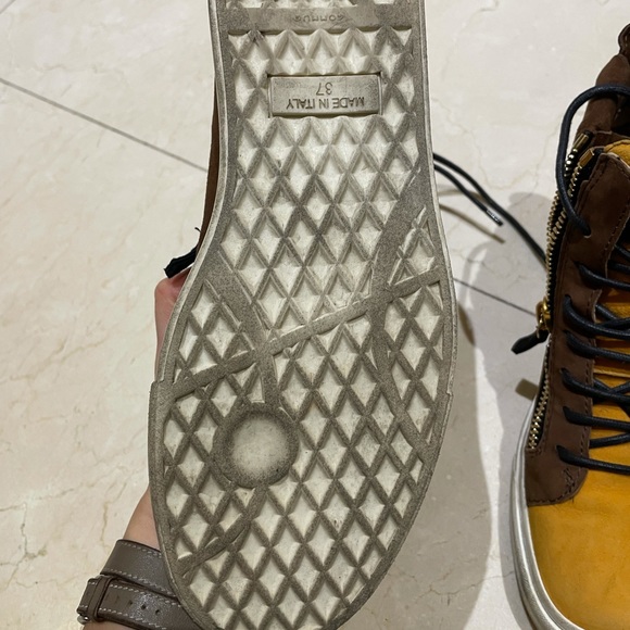 Giuseppe Zanotti yellow and brown sneakers - Picture 4 of 4
